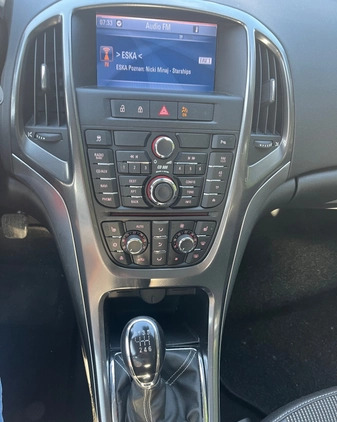 Opel Astra cena 27999 przebieg: 151000, rok produkcji 2011 z Trzebinia małe 466